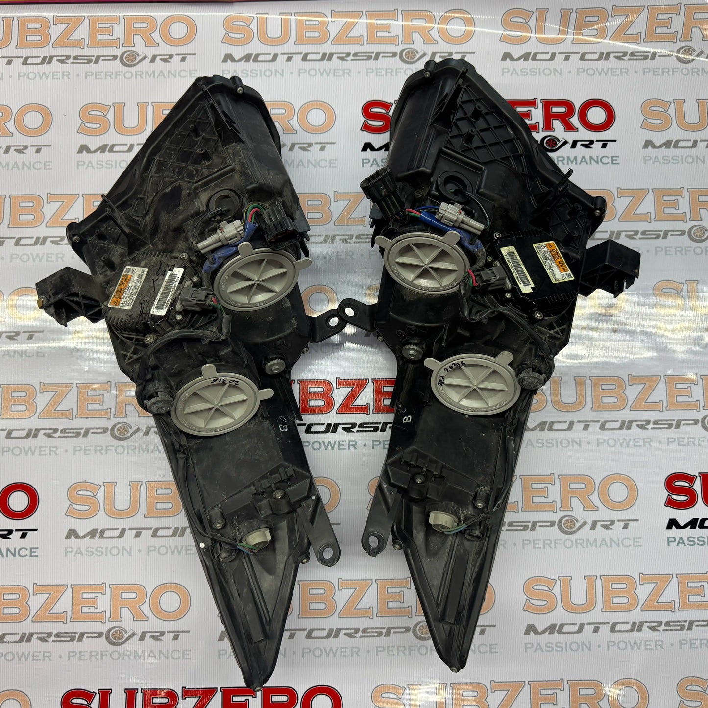 NISSAN GTR R35 HEADLAMPS (PAIR) - Subzero Motorsports - FOR NISSAN GTR R35