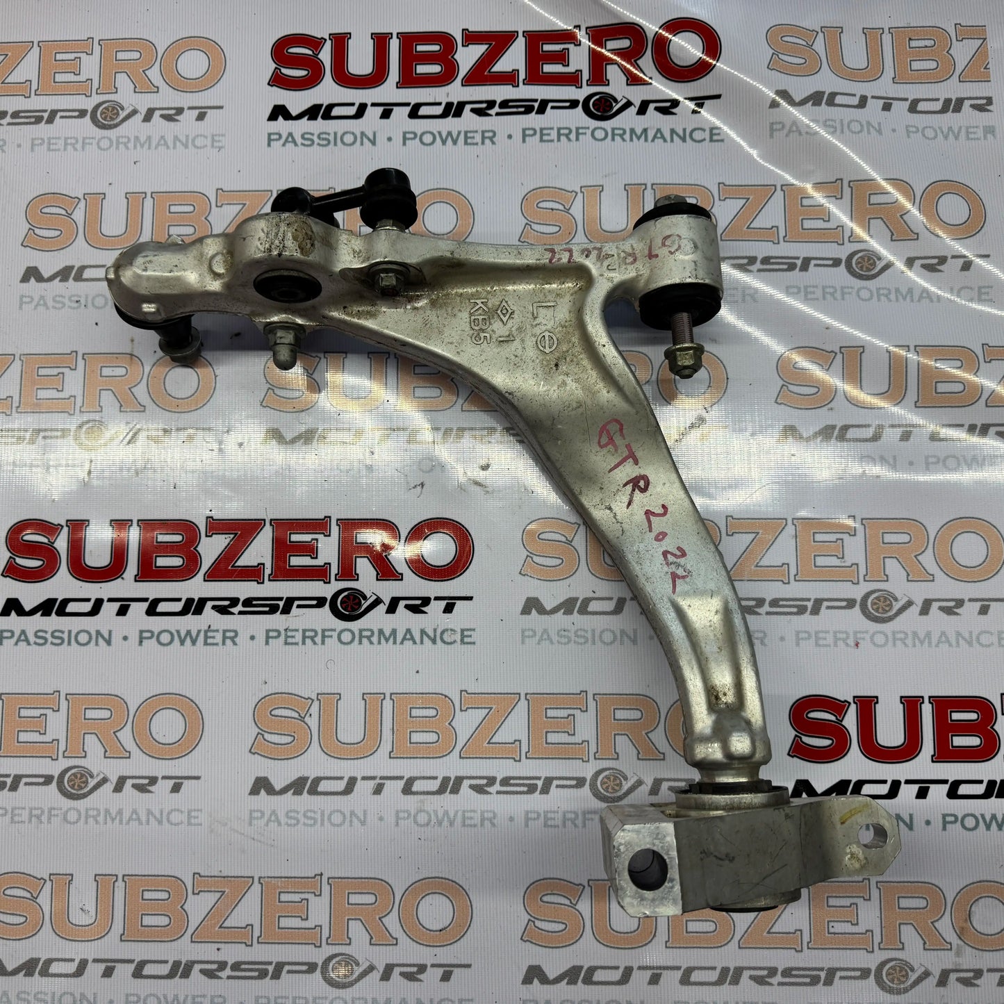 NISSAN GTR R35 FRONT LEFT UPPER CONTROL ARM 54525-JF00A - Subzero Motorsports - FOR NISSAN GTR R35