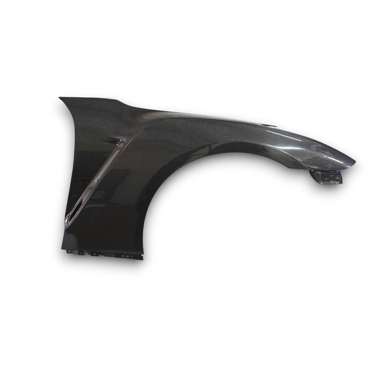 NISSAN GTR R35 CARBON FIBER FRONT FENDERS WITH VENTS